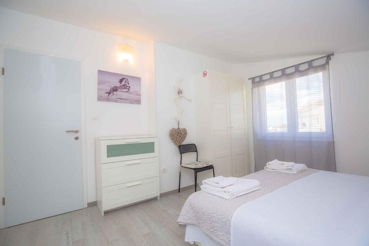 Apartments In Rogoznica 36019 Εξωτερικό φωτογραφία