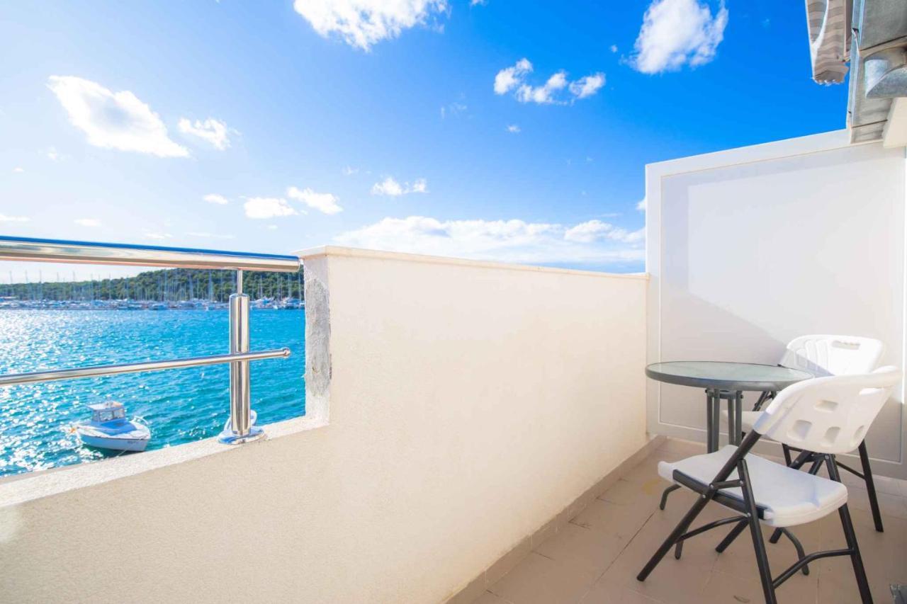 Apartments In Rogoznica 36019 Εξωτερικό φωτογραφία