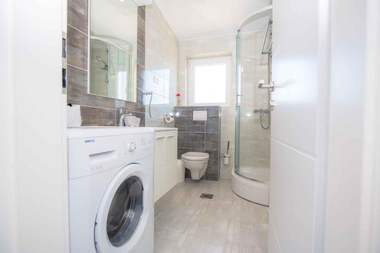 Apartments In Rogoznica 36019 Εξωτερικό φωτογραφία